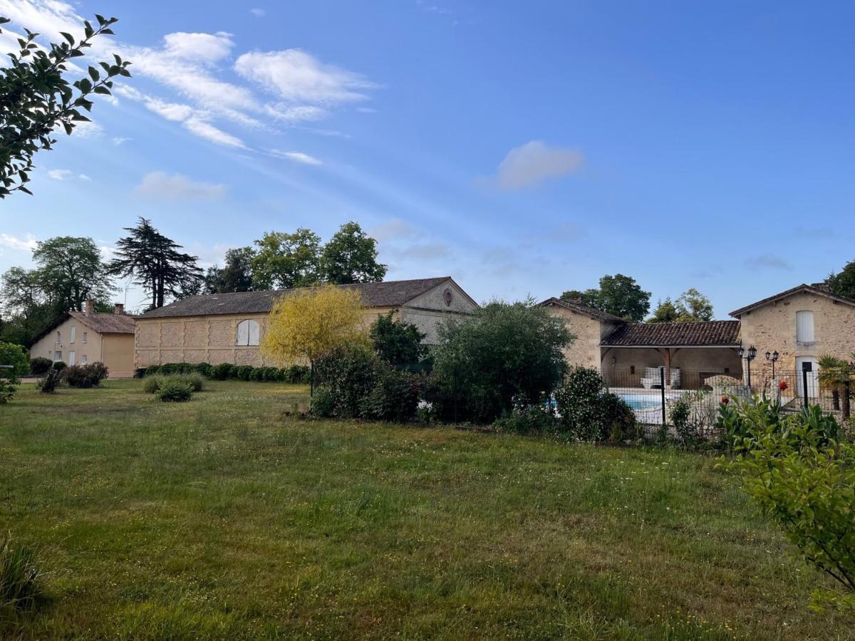 Ancien Chai Renove Dans Un Parc Clos De 3 Hectares Lamothe-Montravel Exteriér fotografie